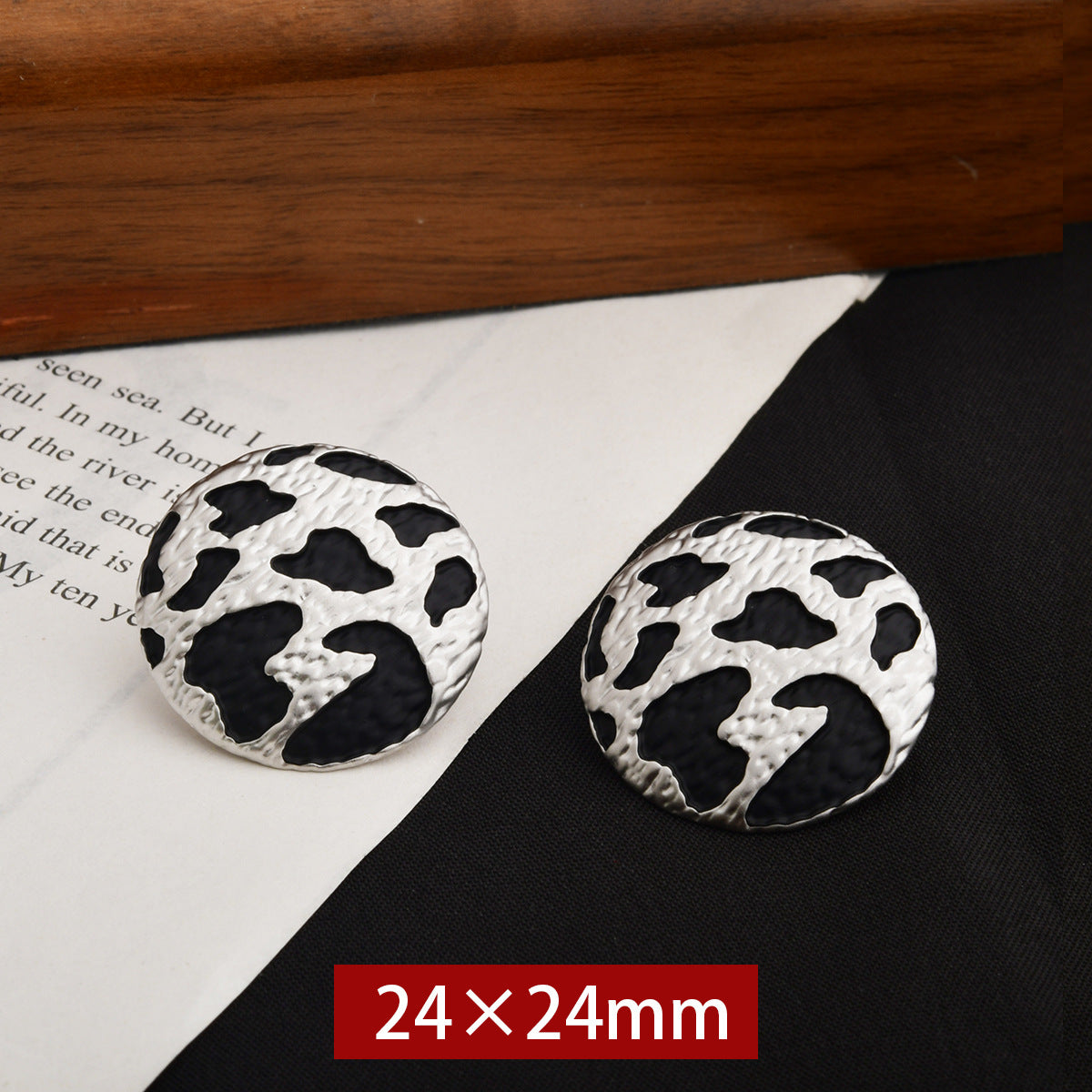 Wholesale  Irregular Leopard Print Geometric Round Earrings
