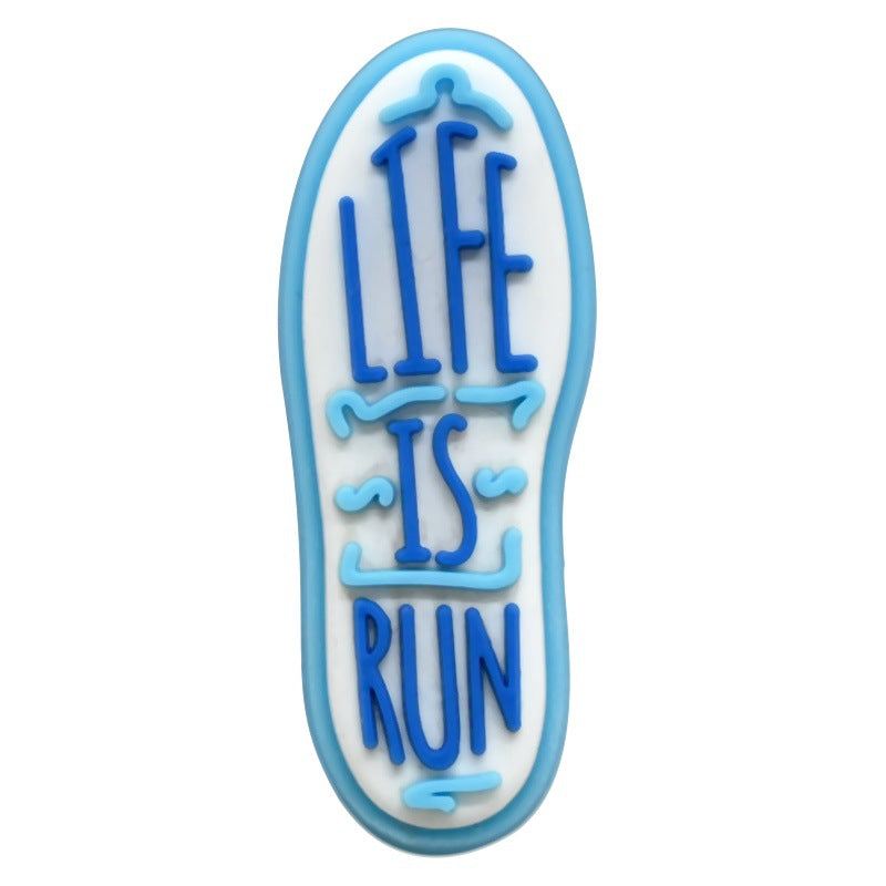 Decorazione casuale all'ingrosso della fibbia della scarpa in gomma morbida del PVC di serie di maratona da 100 pezzi