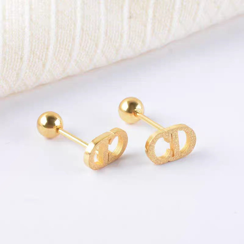 Wholesale Frosted  Pig Nose U-Shaped Titanium Steel Stud Earrings