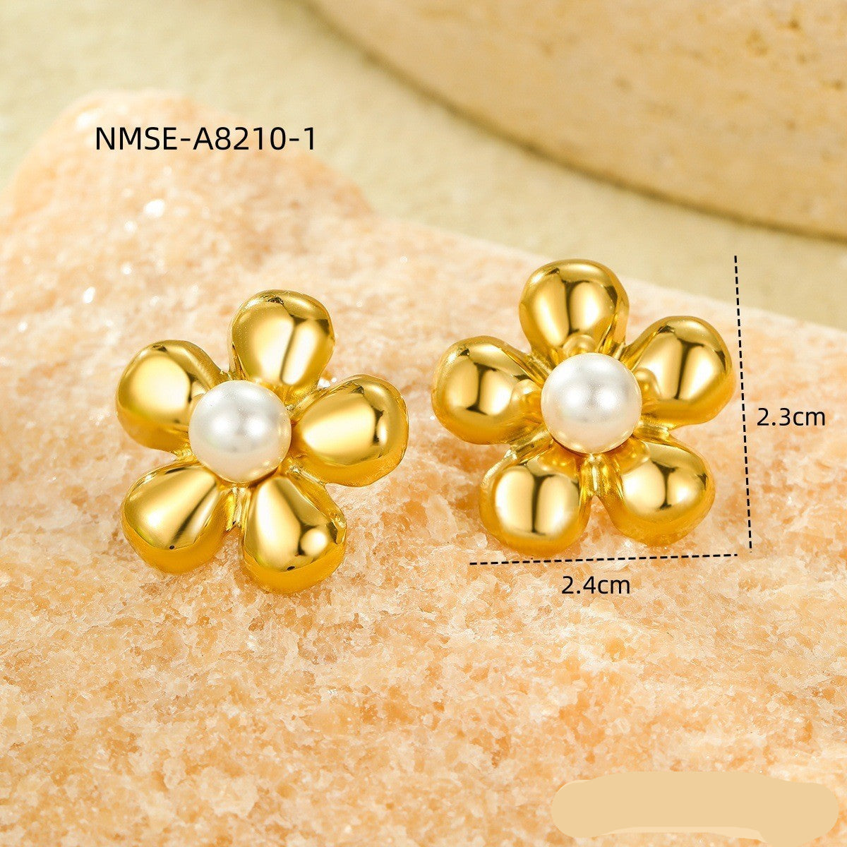Wholesale  18k gold  petal pearl does not fade stainless steel earrings
