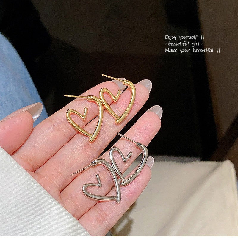 Wholesale  Love Earrings Light Luxury Earrings
