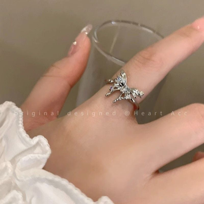Wholesale Irregular three-dimensional butterfly open ring