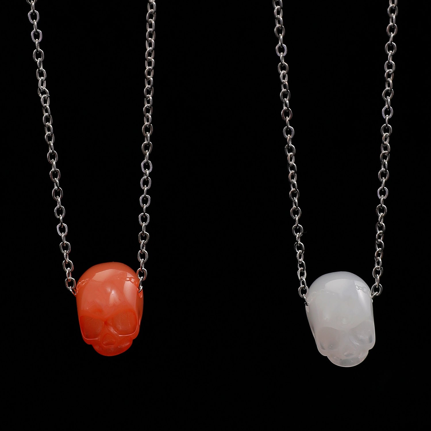 Wholesale Dark  Skull Pendant Necklace,  Chic Jewelry Accessory for Gift Boutique Resale
