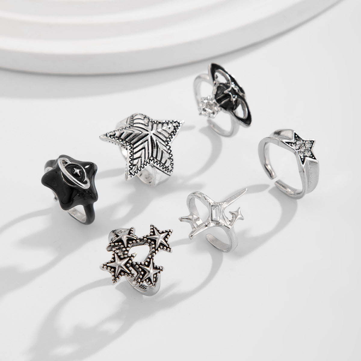 Wholesale Retro Five-Pointed Star Men' s Ring and Bracelet Set Fashion Accessory Gift