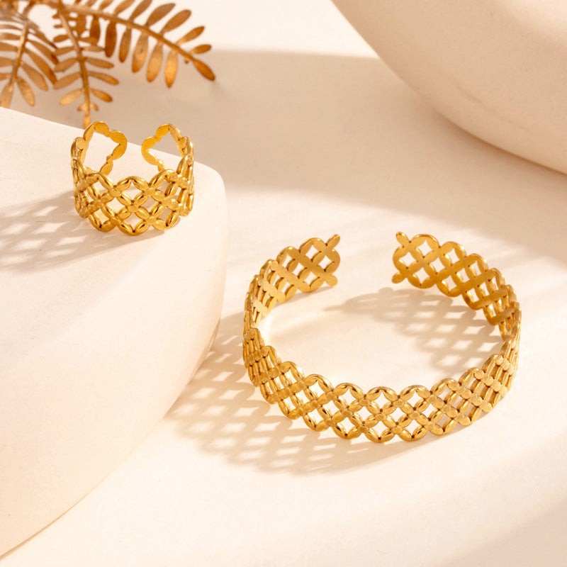 Wholesale Titanium steel bracelet adjustable  line open bracelet