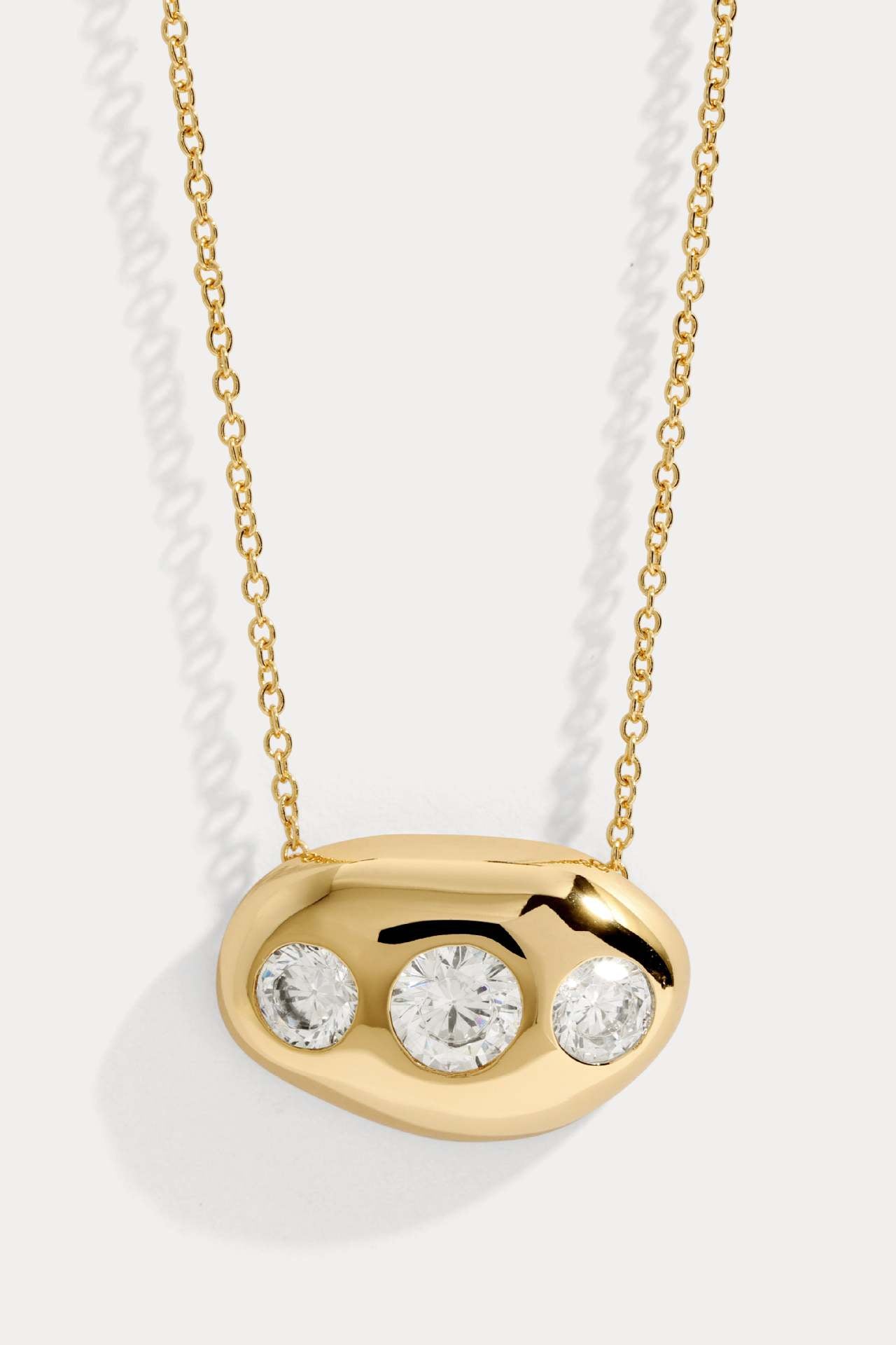 Wholesale 18K gold zircon necklace light luxury gold beans clavicle chain