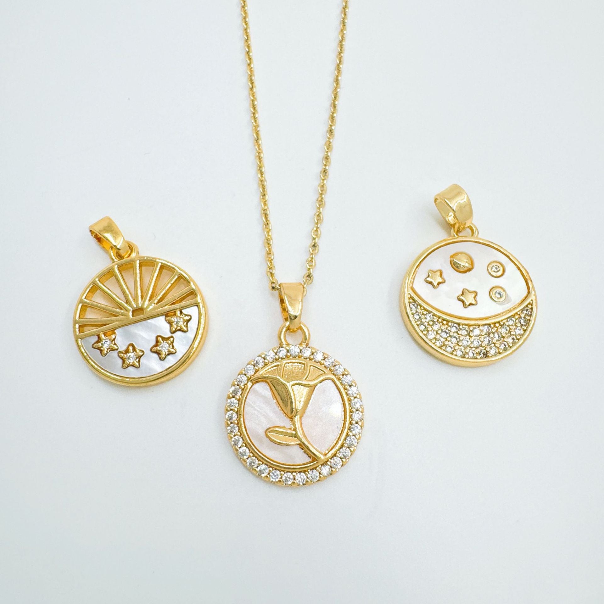 Wholesale Gold Plated Copper Star Pendant Necklace Chic Fashion Accessory for Women