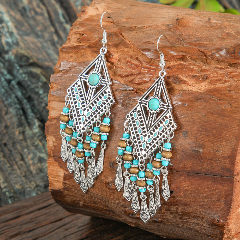 Wholesale Retro Palace Style Geometric Hollow Tassel Earring Set - Trendy Fashion Accessory for Everyday Wear