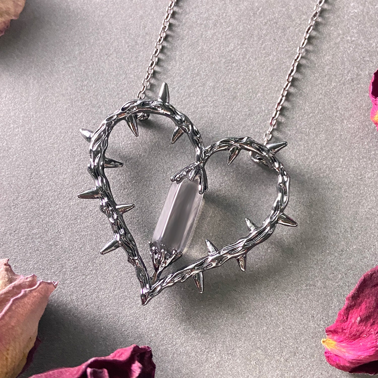 Wholesale Retro dark anime witch heart n clavicle necklace heart necklace