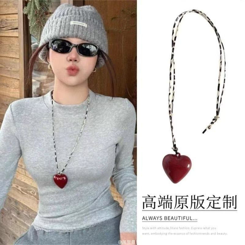 Wholesale "Lucky Star"  Little Star Necklace