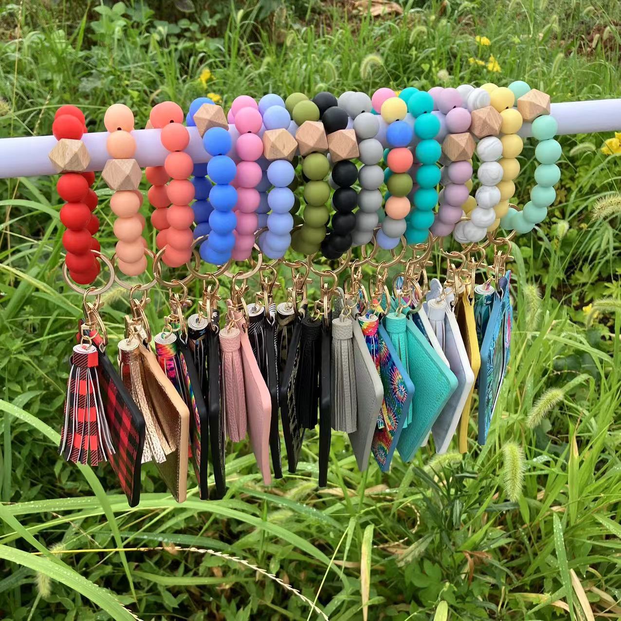 Wholesale Leopard Plaid Butterfly Card Holder Silicone Beaded Wristlet Keychain ACC-KC-QiuXue012