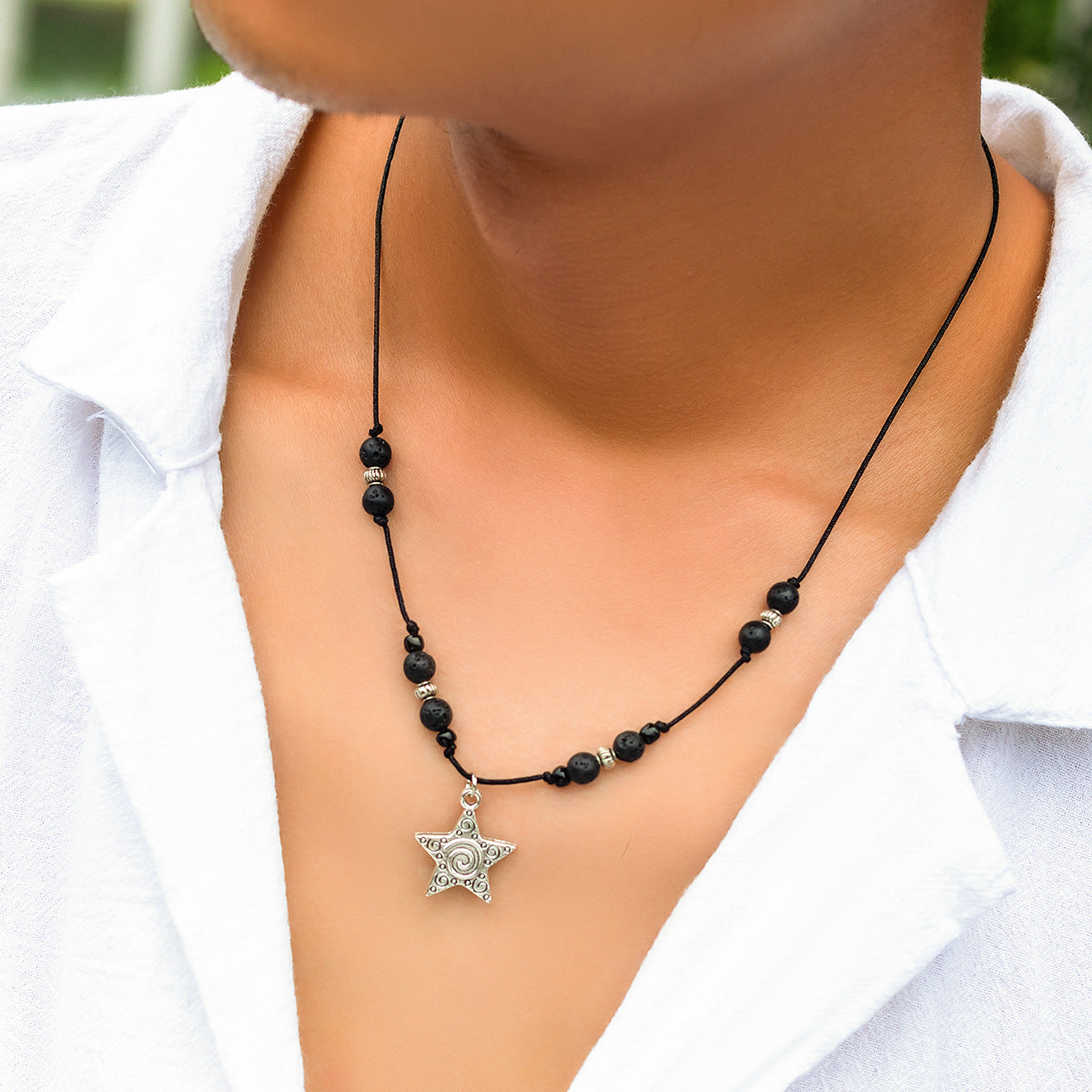 Wholesale Trendy Men' s Volcanic Rock Star Pendant Necklace Alloy Black Hip Hop Fashion Jewelry Accessory