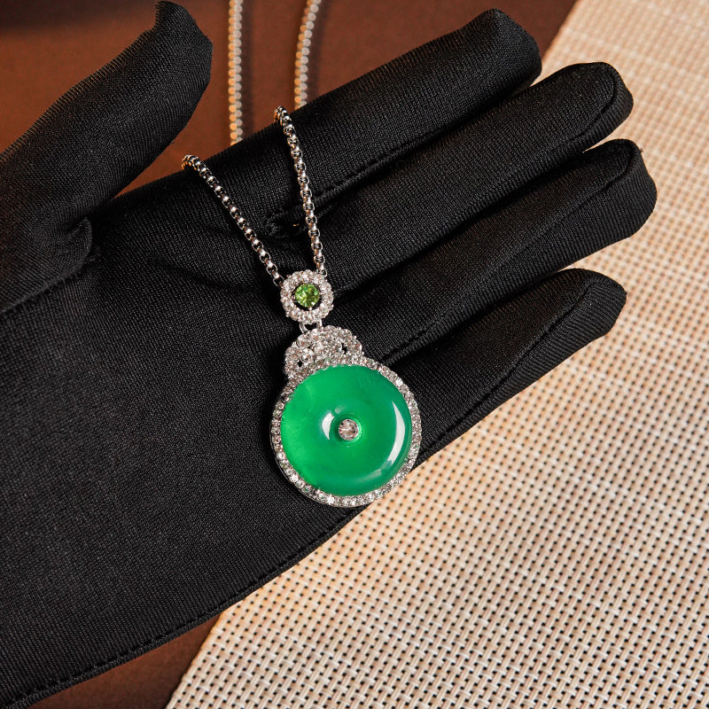 Wholesale New Chinese Style Green Pendant Necklace Long Chain Fashion Accessory for Women Boutique Resale