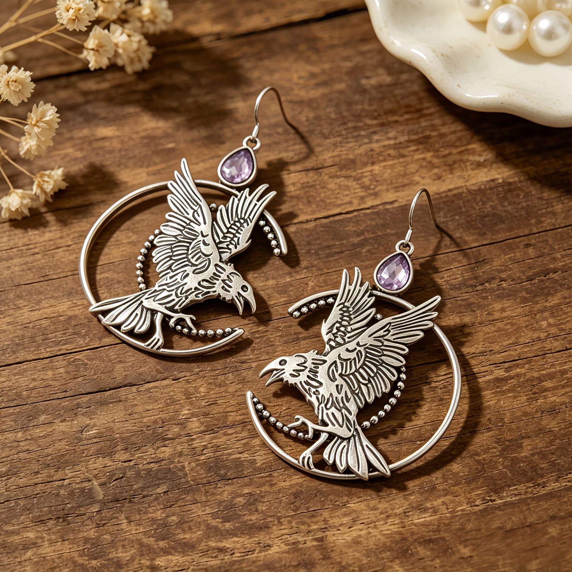 Wholesale Gothic Crow Crescent Earrings Distressed Silver Hollow Design for Party Wear Jewelry Accessory