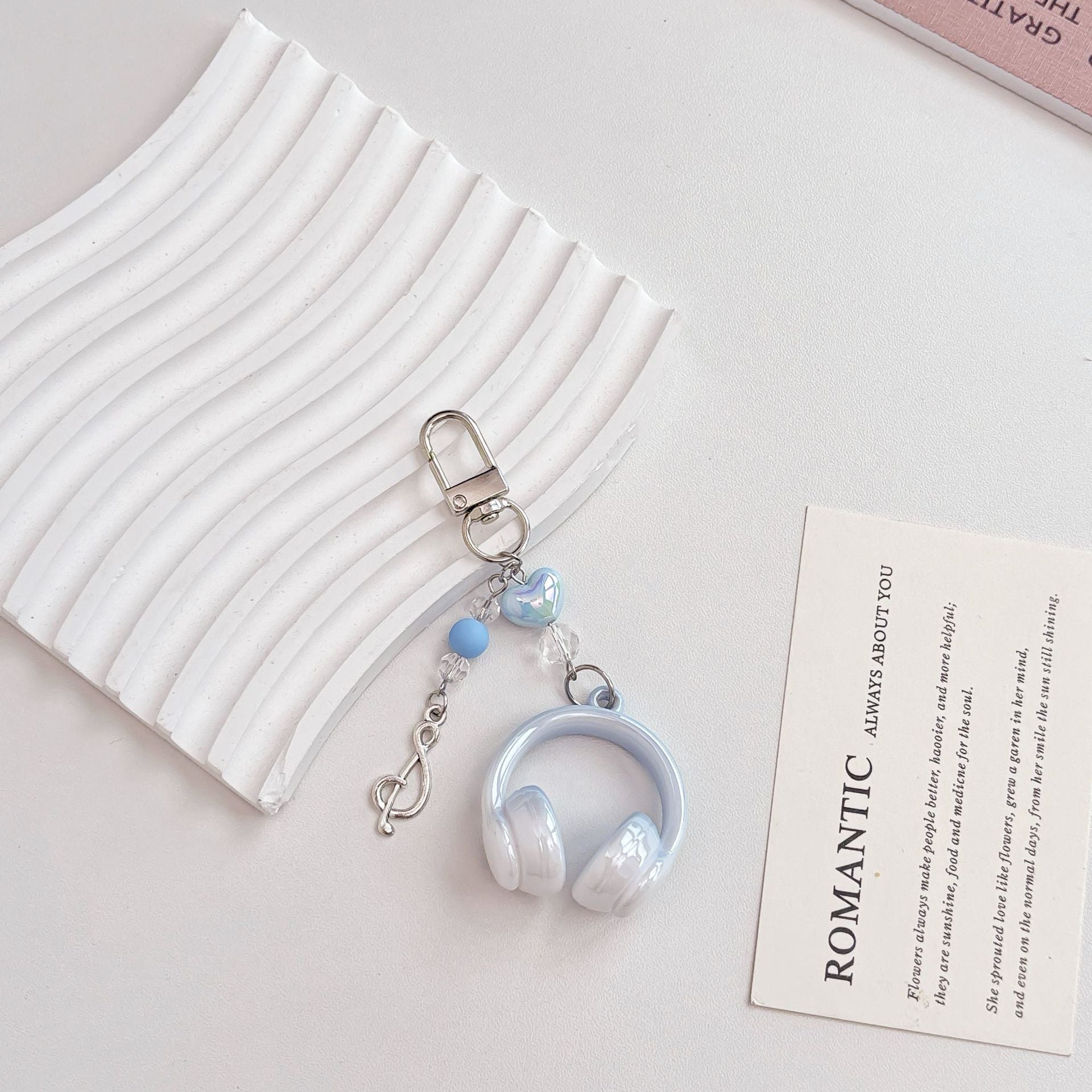 Wholesale  Love Music Earphone Keychains