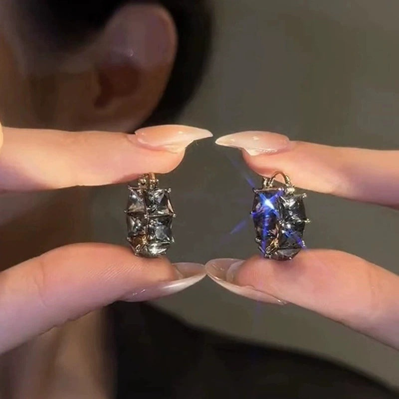 Wholesale Light Luxury Gray Crystal Square Earrings,  Metal Handmade Ear Clips - Trendy Fashion Accessory for Women