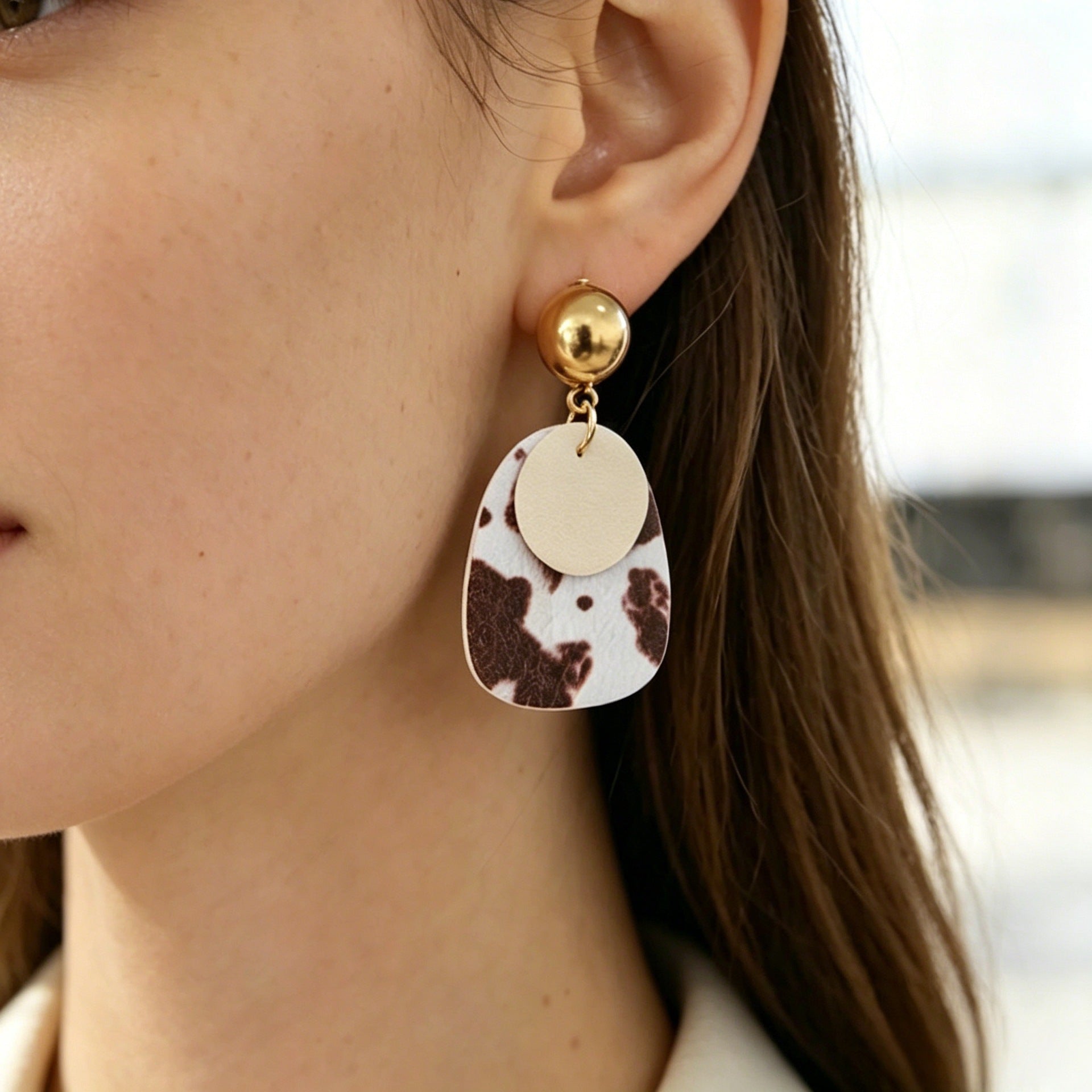 Wholesale American Western Cow Pattern Leather Earrings,   Double-Layered,  Boutique Fashion Accessory