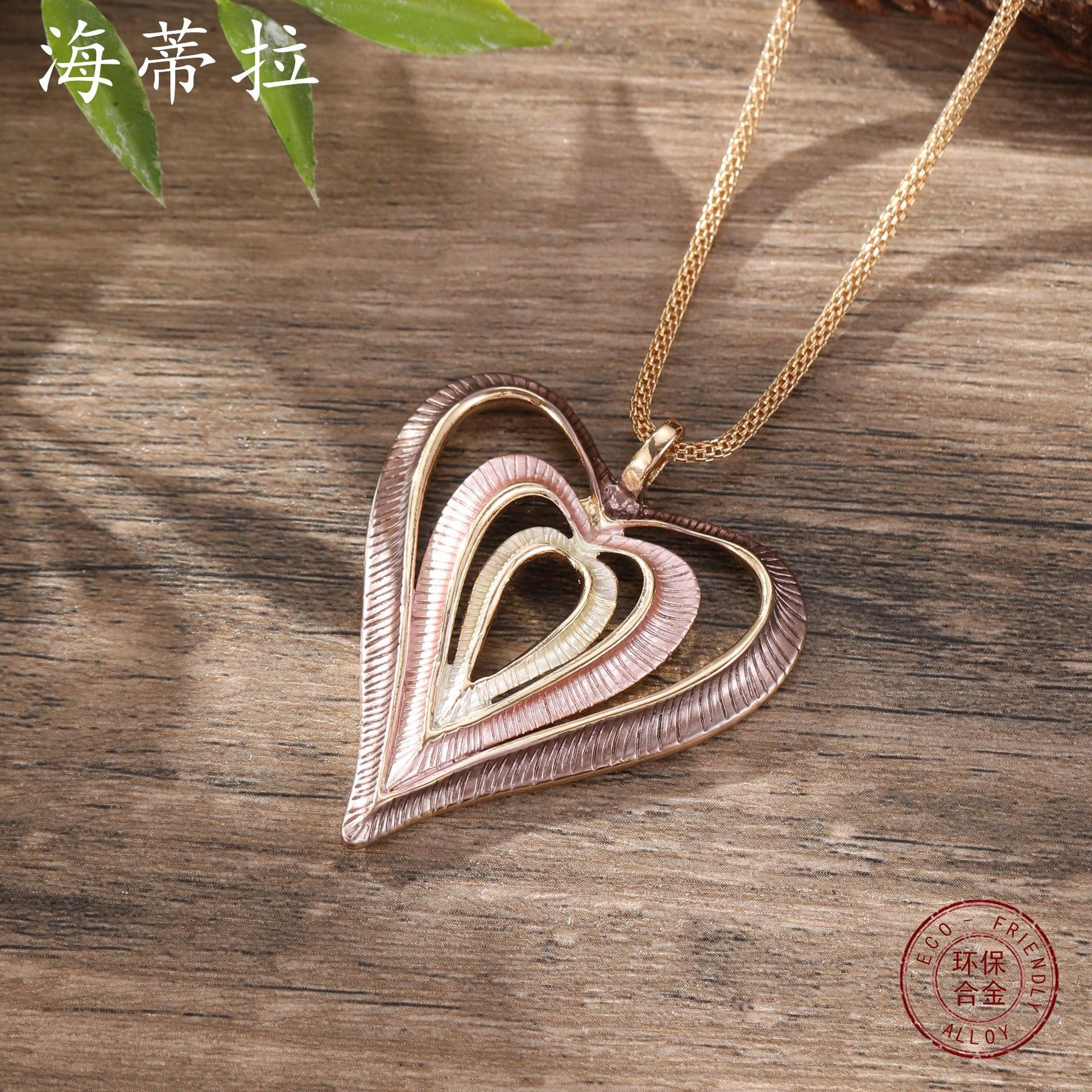 Wholesale color painting oil hollow love pendant creative heart-shaped  alloy necklace
