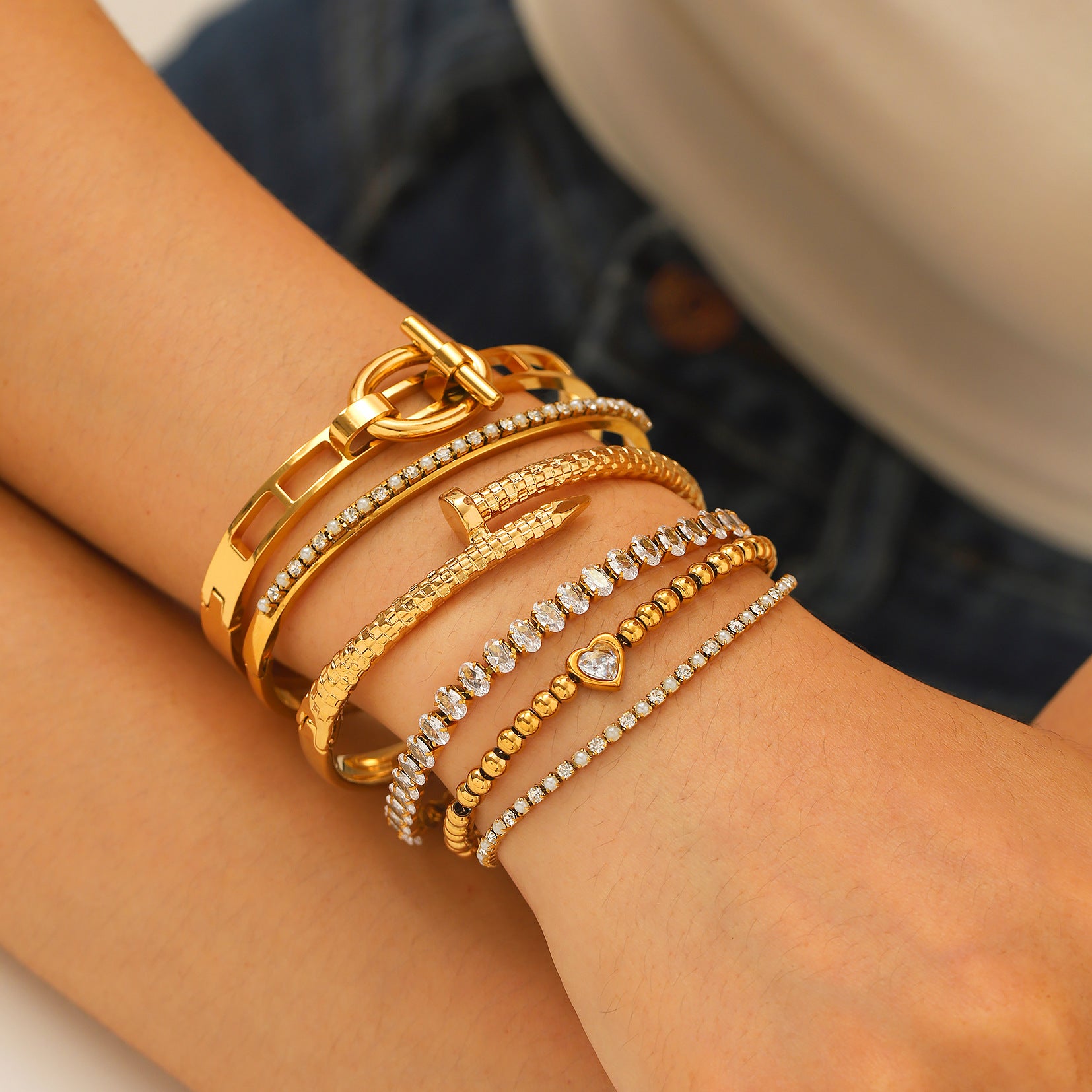 Wholesale Stainless Steel Electroplated Heart Zircon Bracelet Women' s Fashion Jewelry Accessory