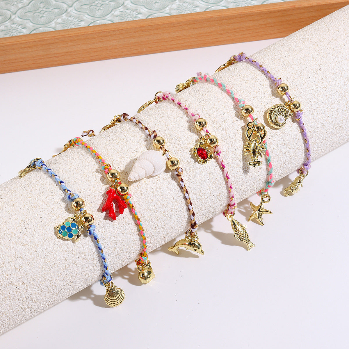 Wholesale Bohemian Ocean Style Handwoven Bracelet With Turtle And Starfish Pendants Adjustable Cord Souvenir Gift Jewelry Accessory