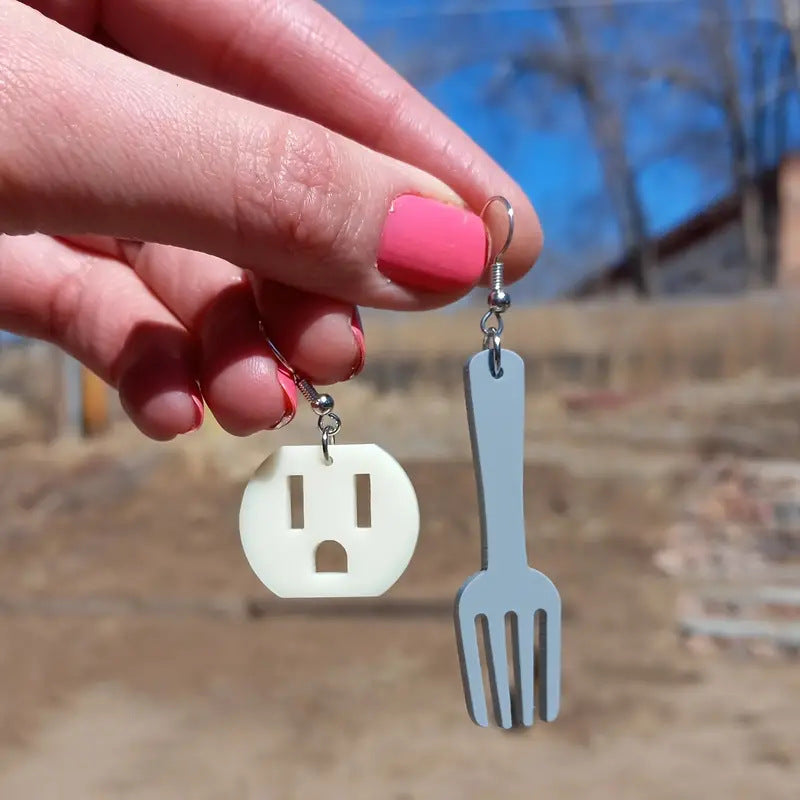 Wholesale mini knife and fork asymmetric earrings