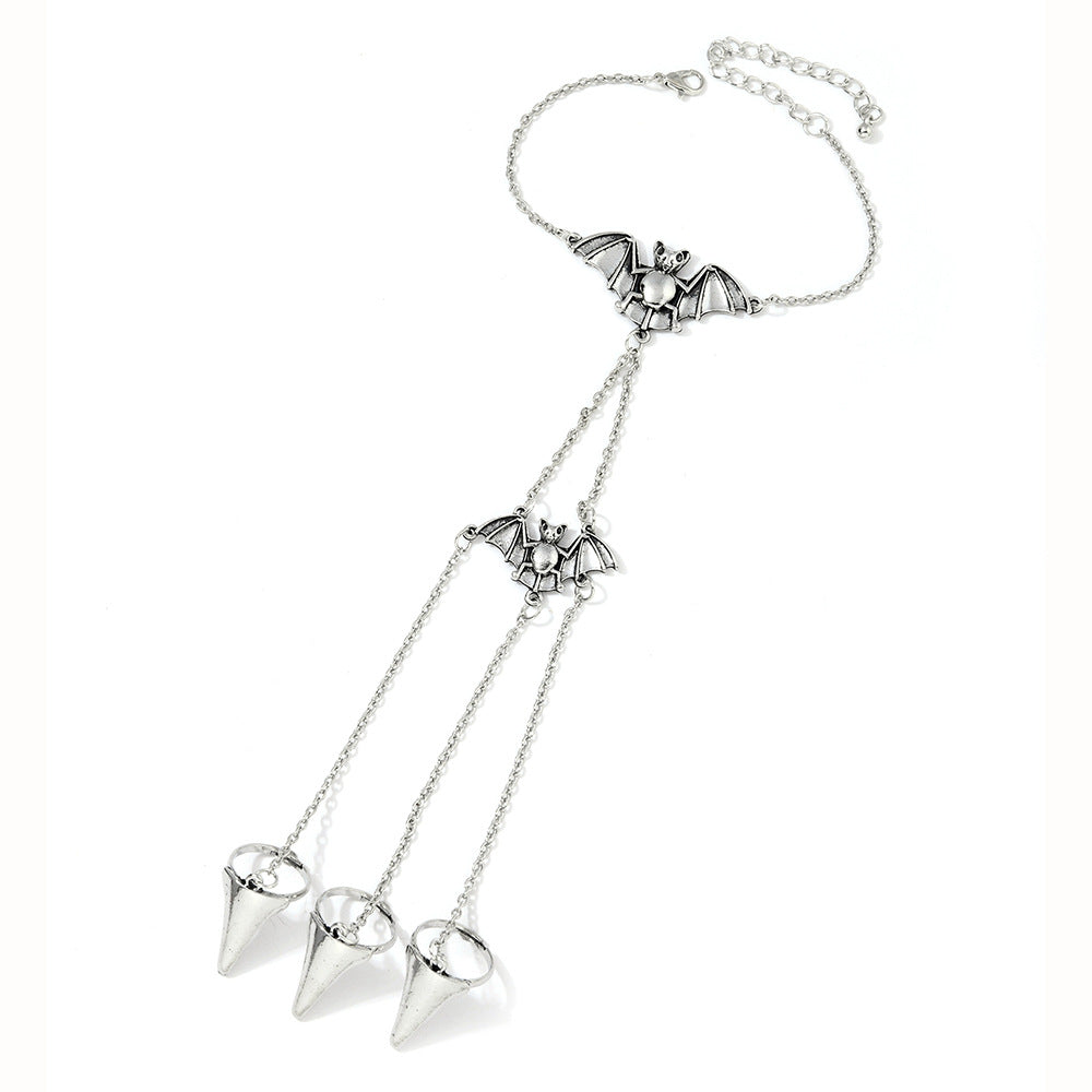 Wholesale Dark Vintage  Bat Ring Bracelet Set - Zinc Alloy Antique Silver Hand Chain,  Women' s Fashion Accessory