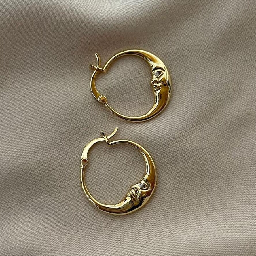 Wholesale Gold Alloy Circle Moon Face Earrings Bohemian Vintage Style Womens Fashion Accessory