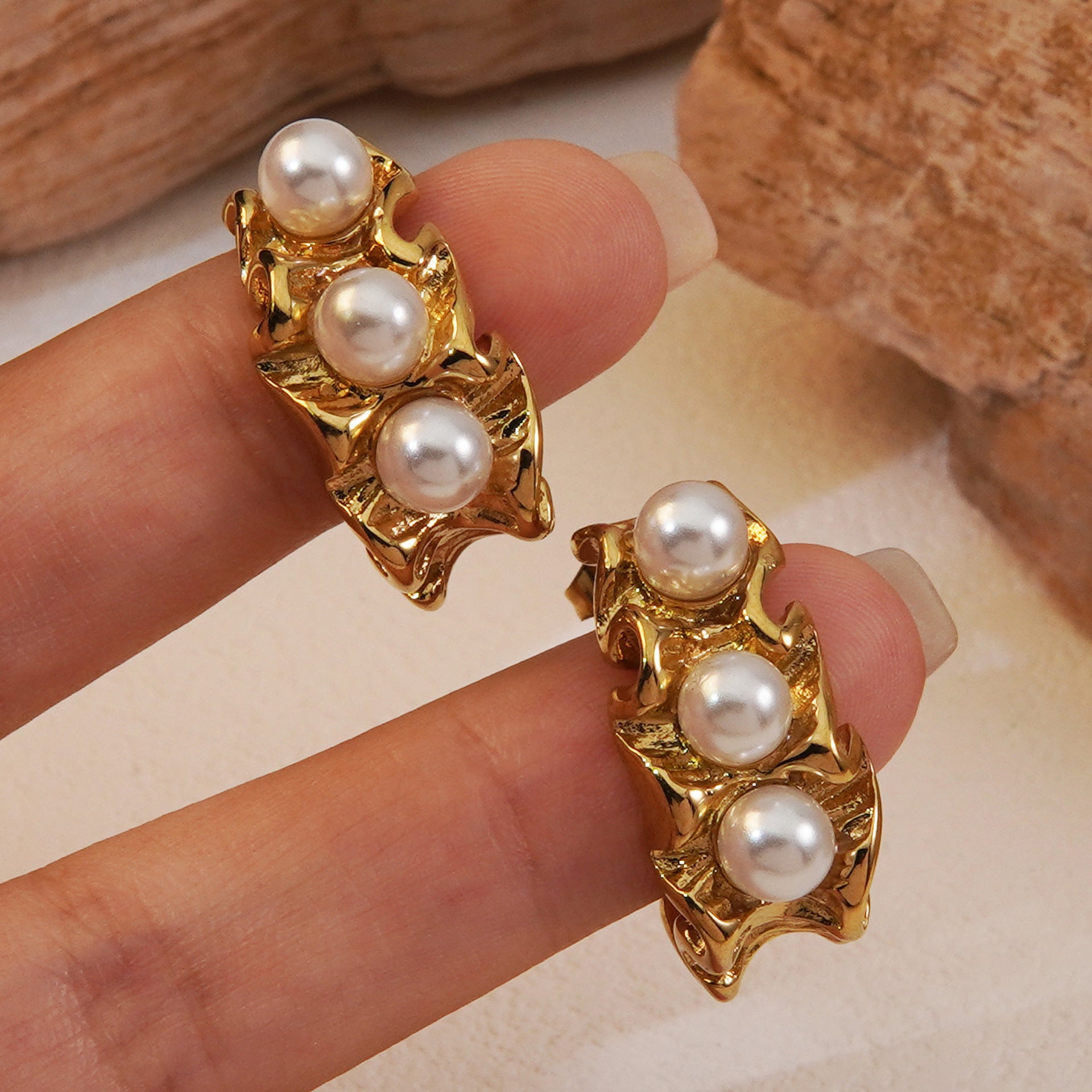 Wholesale  Stainless steel 18K Gold Irregular Pleated Lace C- shaped Earrings