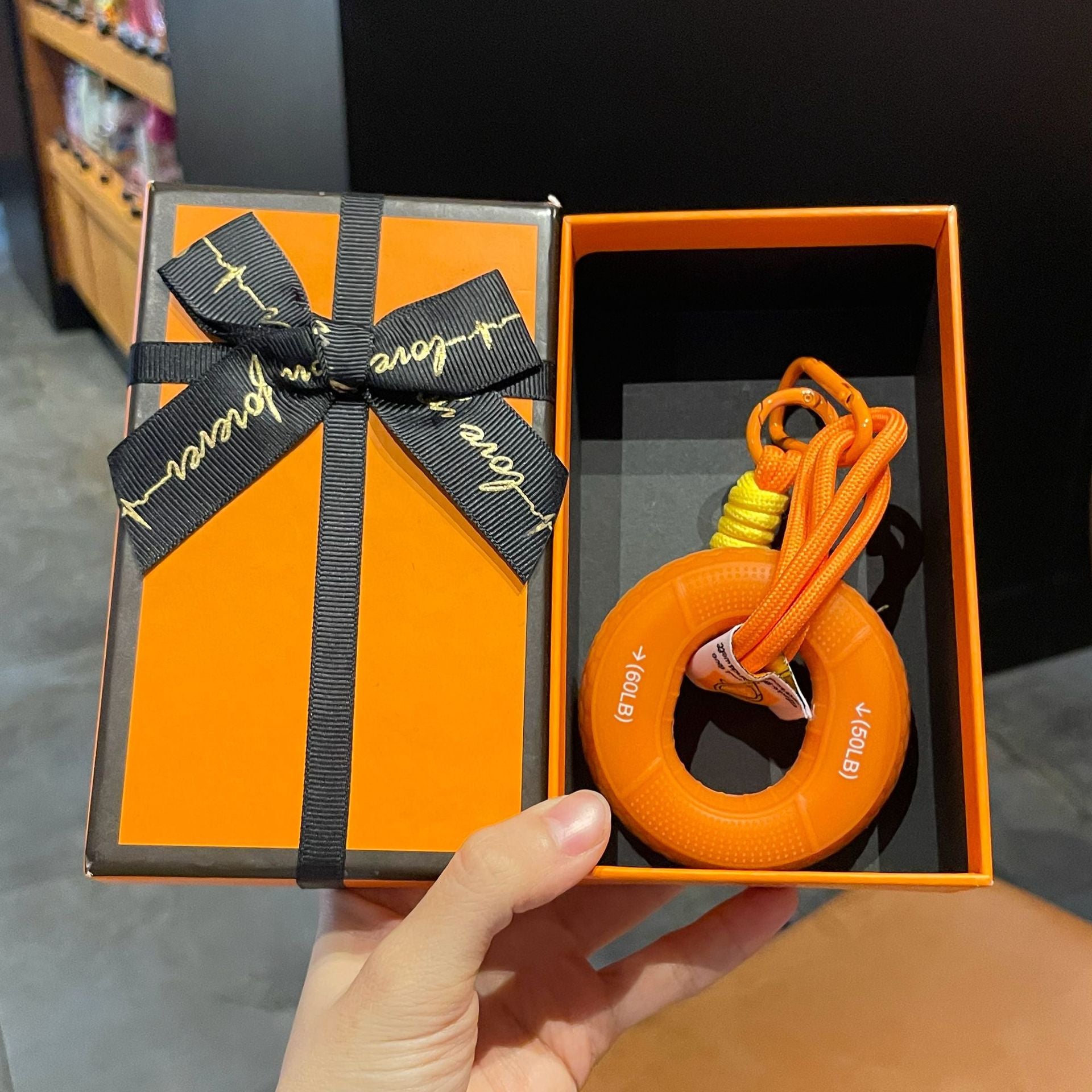 Wholesale Silicone grip stress relief keychain