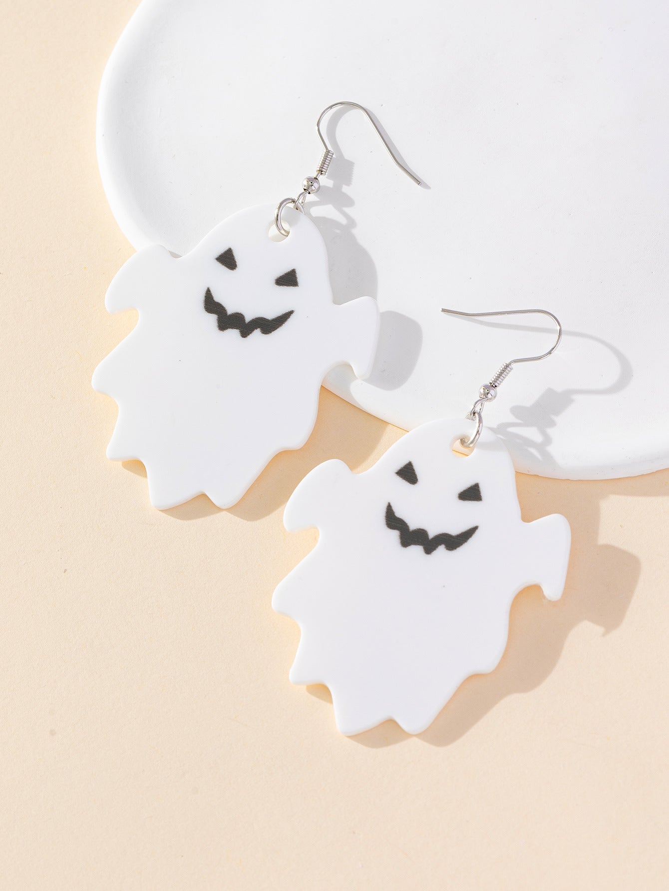 Wholesale Creative Halloween Spider Acrylic Earrings