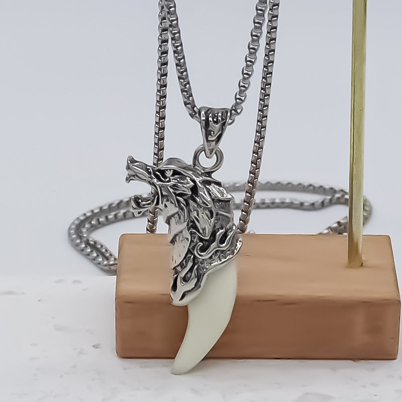 Wholesale  alloy wolf head wolf tooth pendant necklace