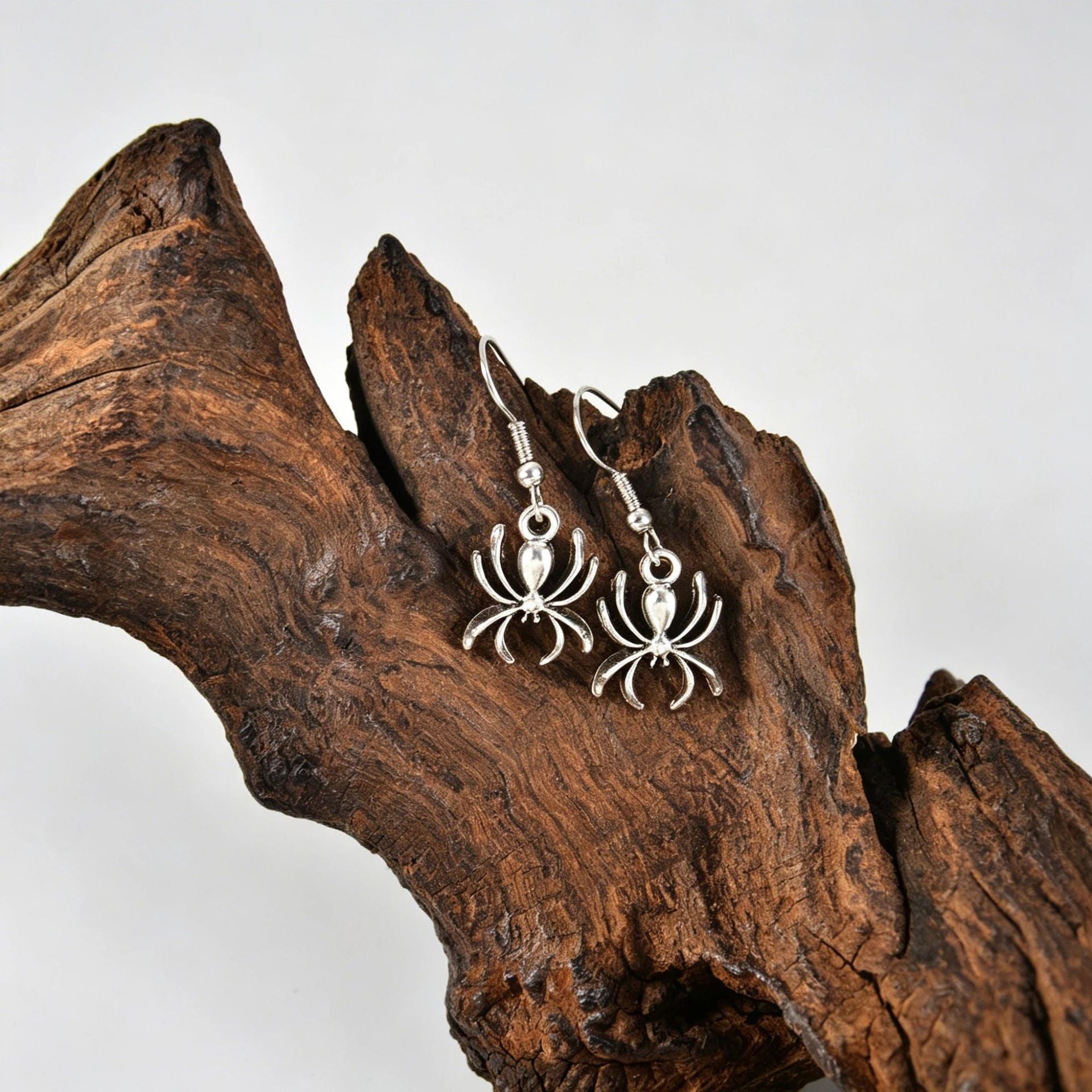 Wholesale Zinc Alloy Retro Gothic  Pendant Earrings  Trendy Fashion Accessory