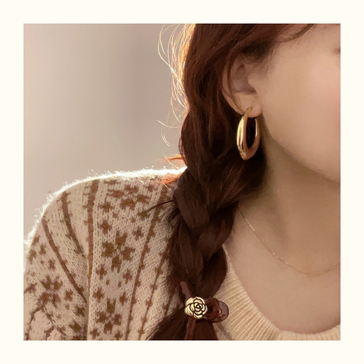 Wholesale Large Crescent Moon Metal Earrings Simple Elegant Women' s Jewelry Accessory