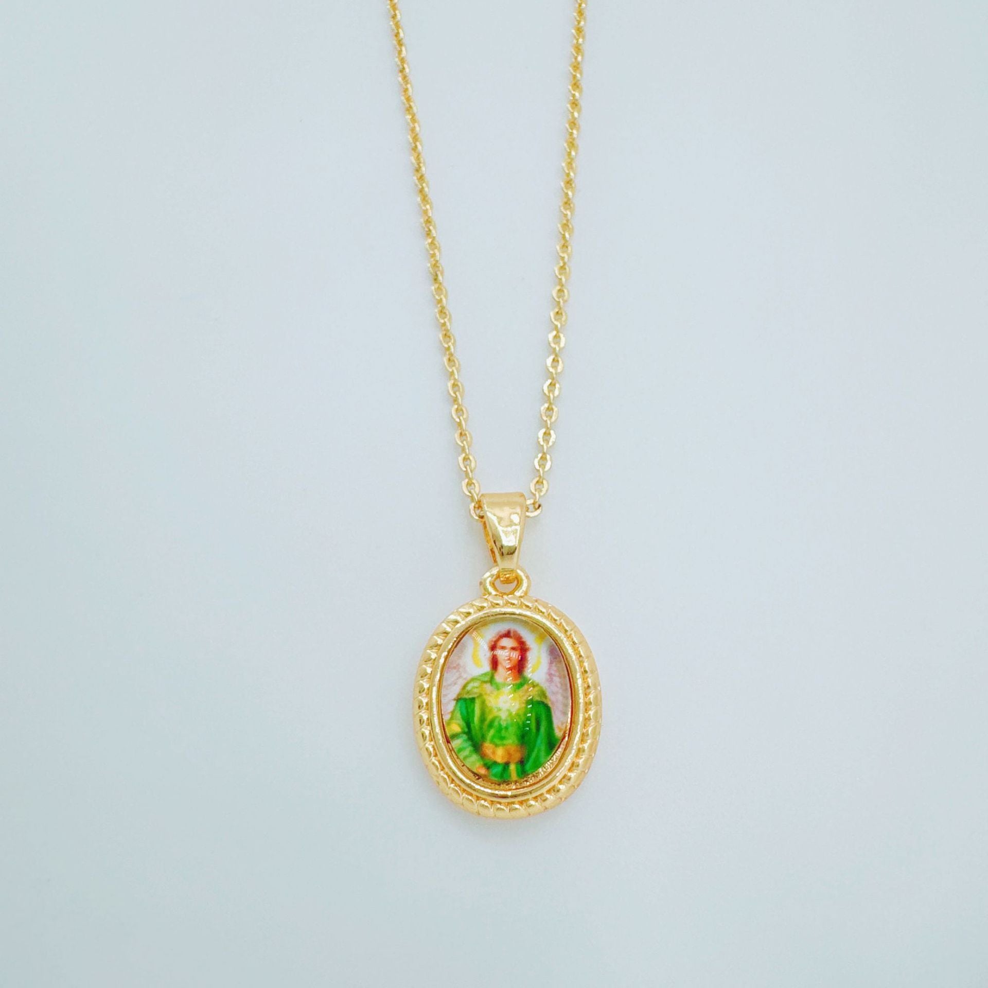 Wholesale Gold-Plated Copper Figure Pendant Necklace,  Trendy Gift Jewelry Accessory for Women