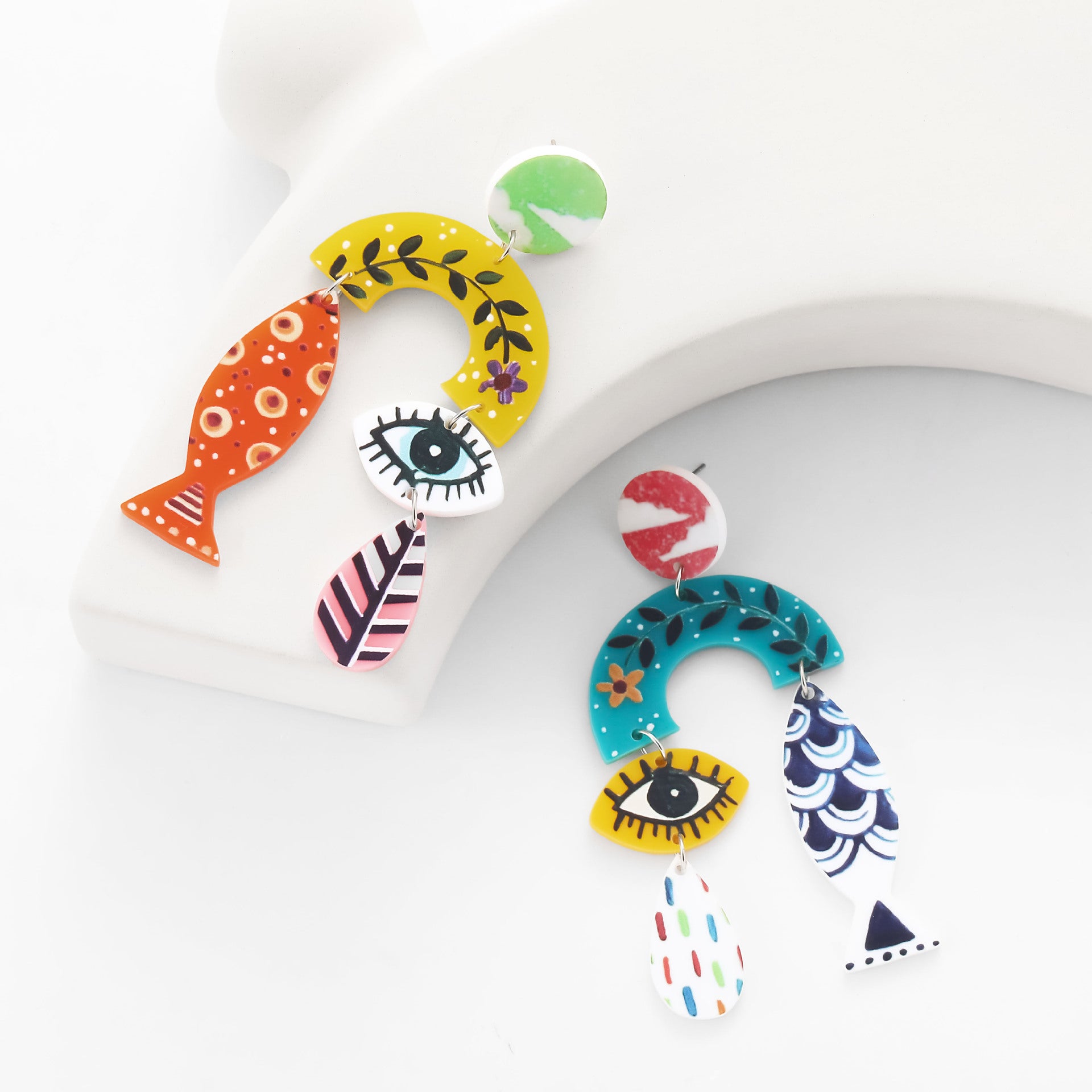 Wholesale  luxury  rainbow fish eye funny cat acrylic  earrings