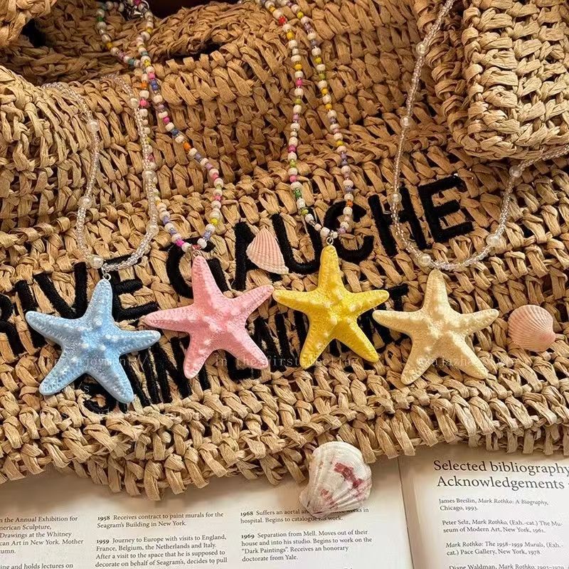 Wholesale Plastic Resin Long Beaded Starfish Necklace Summer Beach Vacation Style Yellow Pendant Jewelry Accessory For Women