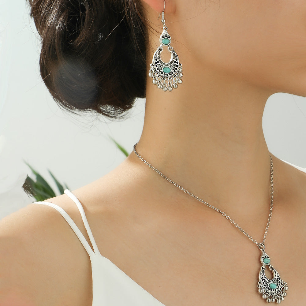 Wholesale Bohemian Turquoise Long Pendant Earrings Set for Party Jewelry Accessory