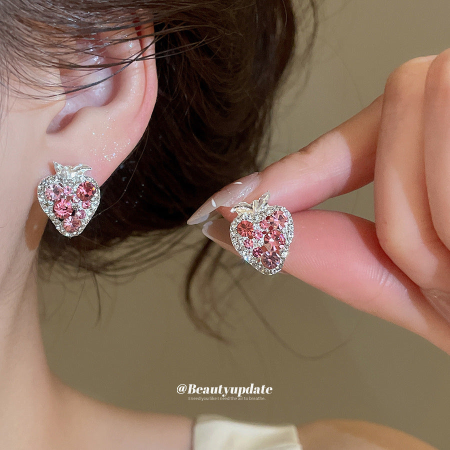 Wholesale Rhinestone Strawberry Korean Style Sweet and Luxurious Earrings