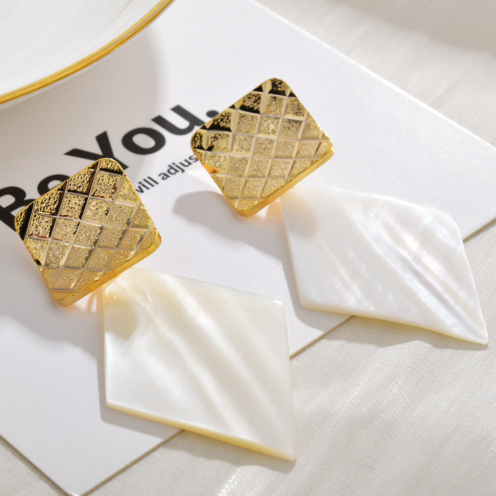 Wholesale Shell earrings round mosaic geometric earrings