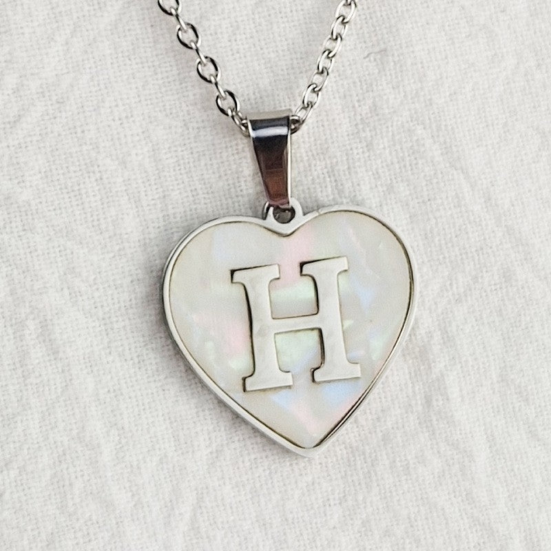 Wholesale 26 English Letters Heart Inlaid Shell Titanium Steel Necklace ACC-NE-DingChao002