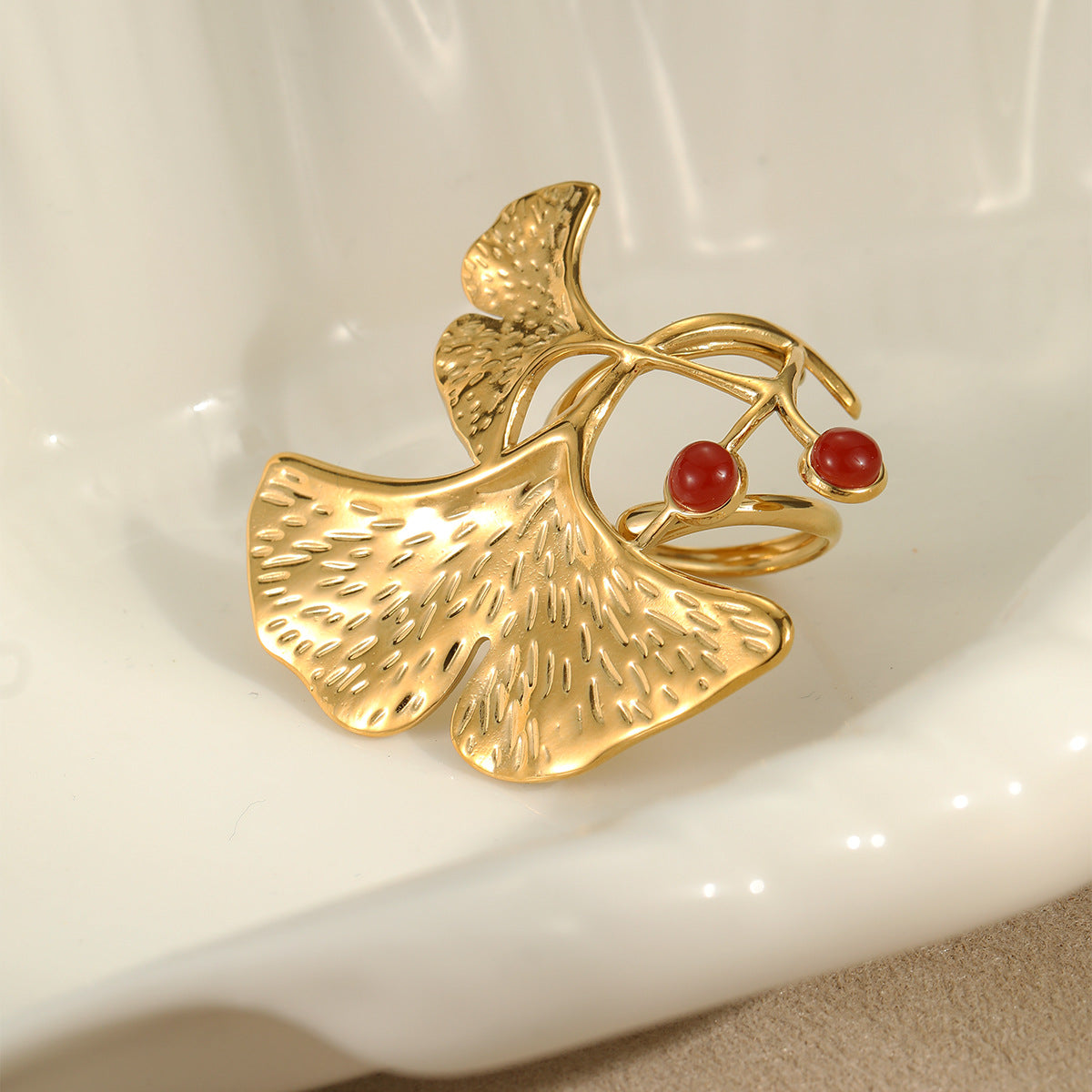 Wholesale  luxury ginkgo leaf exaggerated earrings stainless steel bracelet rings