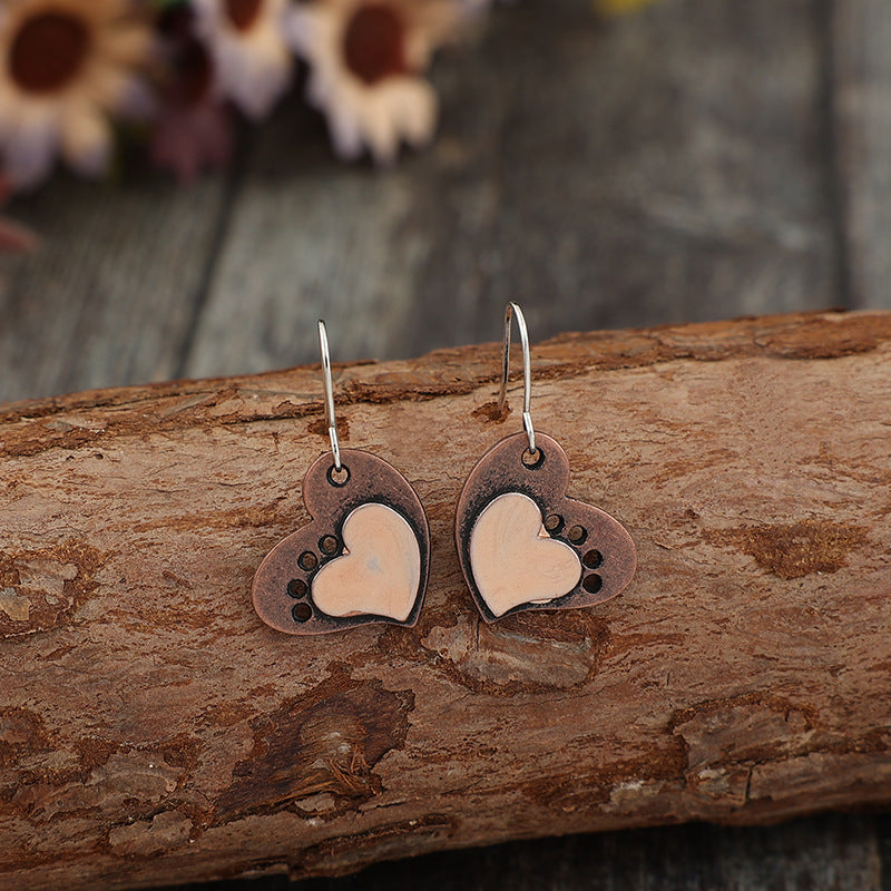 Wholesale Electroplated Alloy Heart Cut Out Earrings Retro Style Valentine' s Day Gift Jewelry Accessory