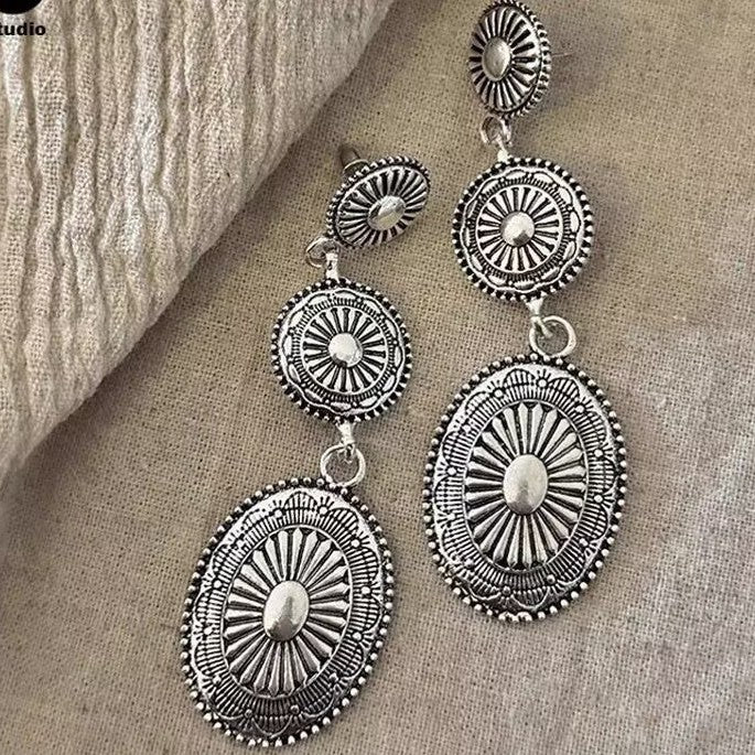 Wholesale Bohemian Tassel Drop Earrings,  Alloy Oval Design,  Trendy Everyday Wear for Women