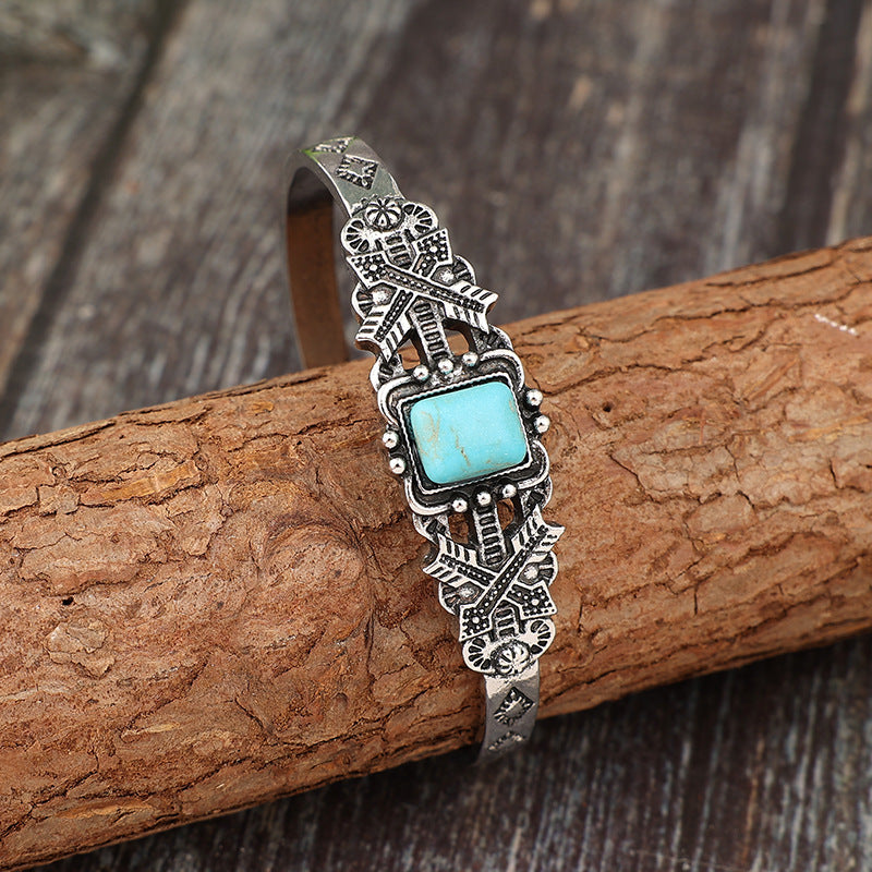 Wholesale Vintage Bohemian Square Turquoise Bracelet Alloy Plated Jewelry Accessory
