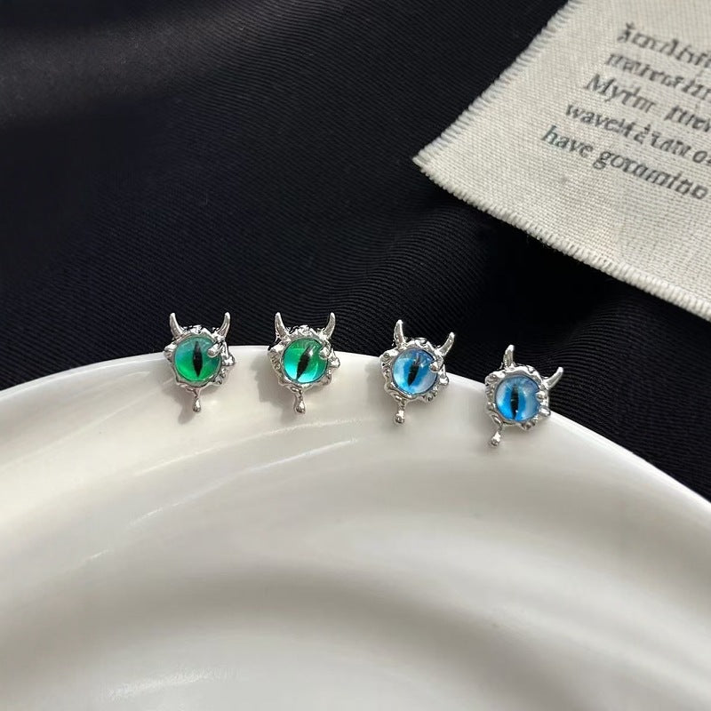 Wholesale Alloy Blue Devil Eyes Cat Earrings Fashion Jewelry Accessory for Women Party Wear Gift