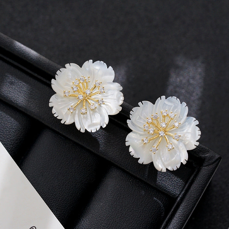 Wholesale  zircon shell flower silver needle stud earrings