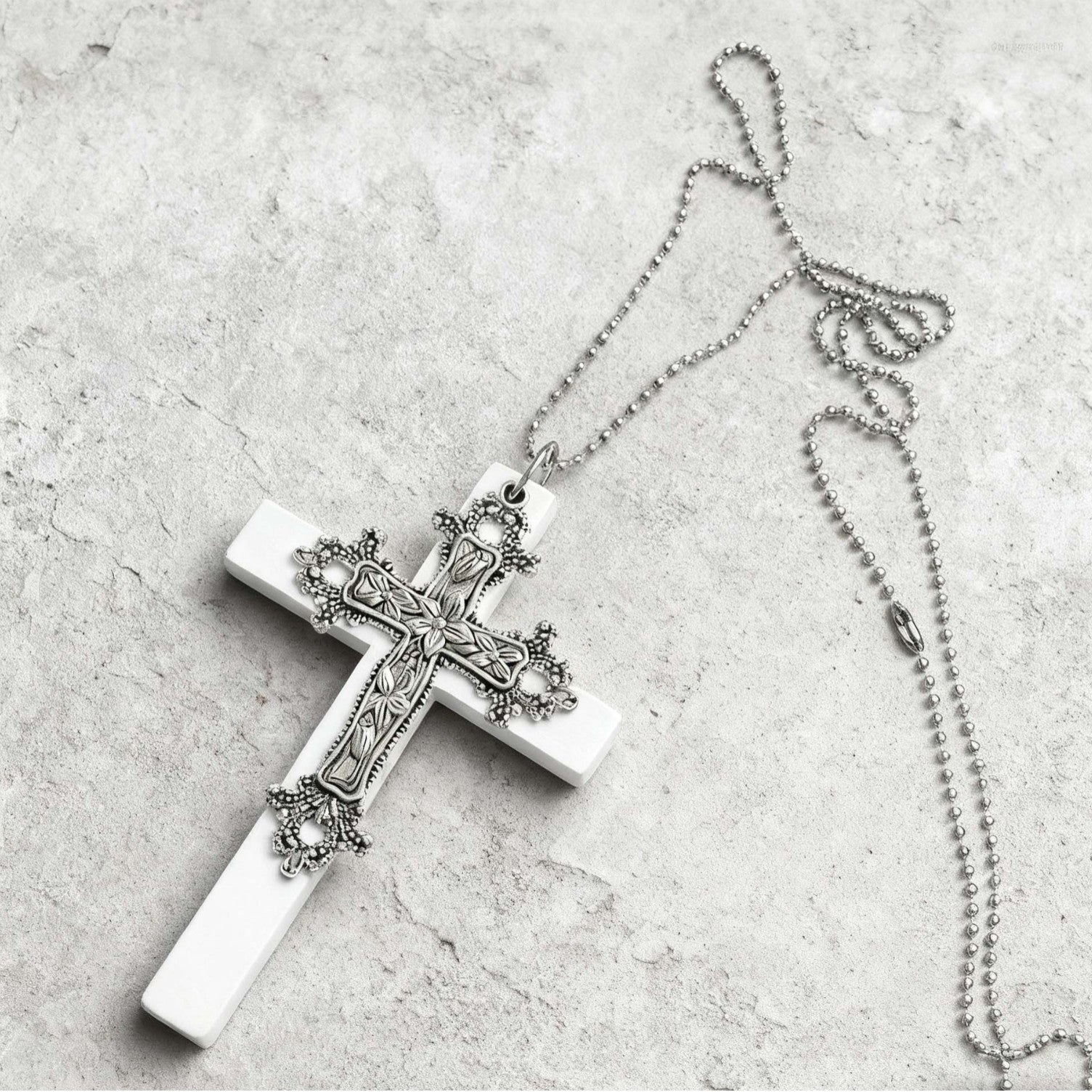 Wholesale Gothic Cross Pendant Necklace Y2K Punk Wooden Jewelry Accessory For Everyday Chic Boutique Resale