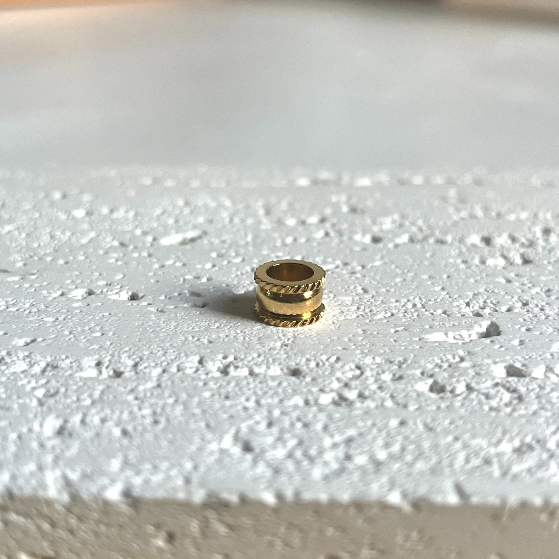 Wholesale Stainless Steel December Zircon Birthstone Pendant