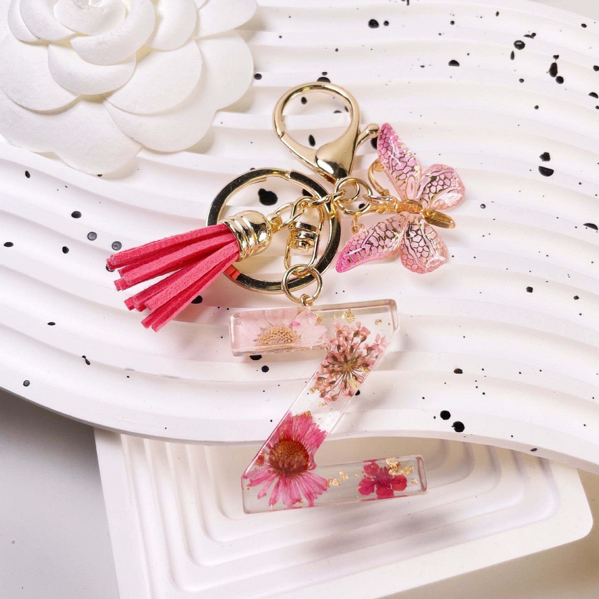 Wholesale Pink Daisy Letter Keychains Butterfly Tassel Keychain ACC-KC-Jiay001