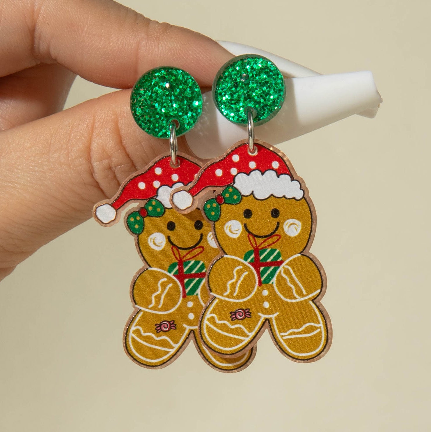 Wholesale Christmas   sequined acrylic earrings
